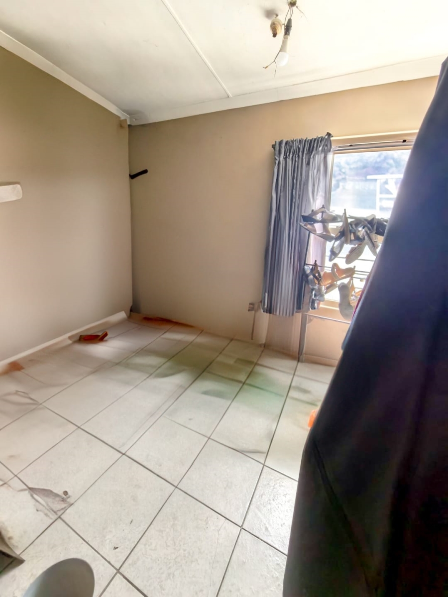 2 Bedroom Property for Sale in Pelican Park Western Cape